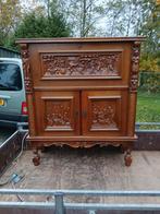 Antieke Kast met Houtsnijwerk, Antiek en Kunst, Ophalen of Verzenden