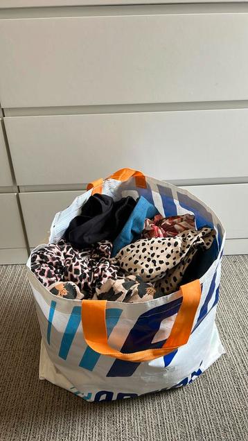21 items Zwangerschaps kleding prenetal S/M beschikbaar voor biedingen