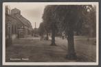 beesd voorstraat met man op fiets, Verzenden, 1920 tot 1940, Gelopen, Gelderland