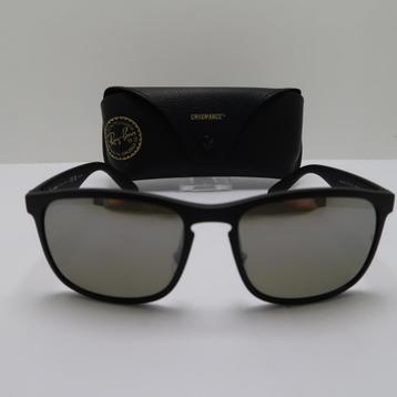 Ray-Ban RB4264 Zonnebril | In nette staat beschikbaar voor biedingen