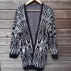 Nieuw zwart wit jacquard aztec vest one size, Kleding | Dames, Truien en Vesten, Overige kleuren, Verzenden, -, Maat 42/44 (L)