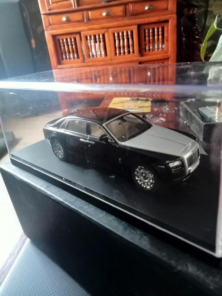 T.k rolls Royce Ghost, Hobby en Vrije tijd, Modelauto's | 1:43, Zo goed als nieuw, Auto, Overige merken, Ophalen of Verzenden