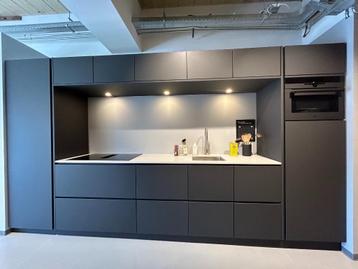 Showroom model keuken - TINTA grey