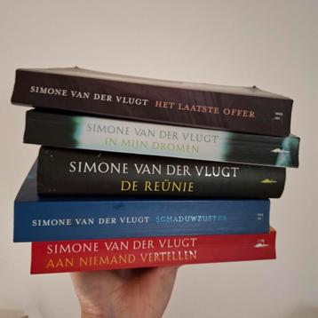 5 Boeken van Simone van der Vlugt beschikbaar voor biedingen