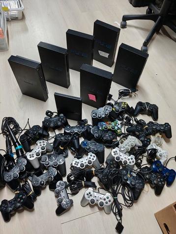 DEFECT Partij PS2 consoles en controllers beschikbaar voor biedingen