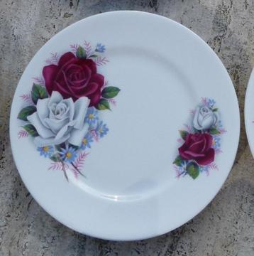 Queen Anne Set Rode ROZEN Ontbijt / Dessert set beschikbaar voor biedingen