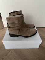 Paul Warmer enkellaarzen grijs taupe kleur 38, Lage of Enkellaarzen, Ophalen of Verzenden, Grijs, Gedragen