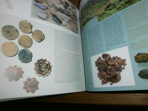 archeologie bodemvondsten onder onze voeten met fotos, Boeken, Geschiedenis | Vaderland, Nieuw, Ophalen of Verzenden