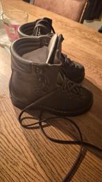 Meindl schoenen  37 stevige winter stappers!!, Ophalen of Verzenden, Zo goed als nieuw, Schoenen