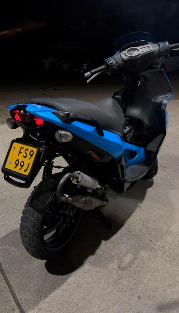 Gilera runner rst RAKET🚀, Fietsen en Brommers, Scooters | Piaggio, Zo goed als nieuw, Overige modellen, Tweetakt, Ophalen of Verzenden