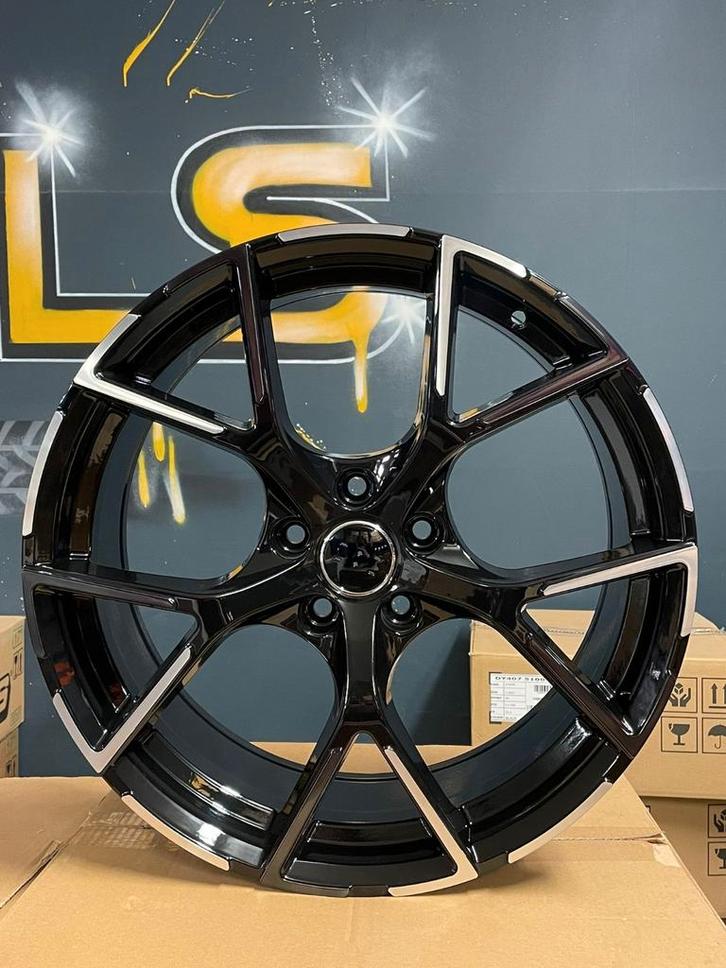 5x112 19* Audi RS3 look Sportvelgen! A3 A4 A5 Q2 Q3 Q5 VW, Auto-onderdelen, Banden en Velgen, Velg(en), Zomerbanden, 19 inch, 235 mm