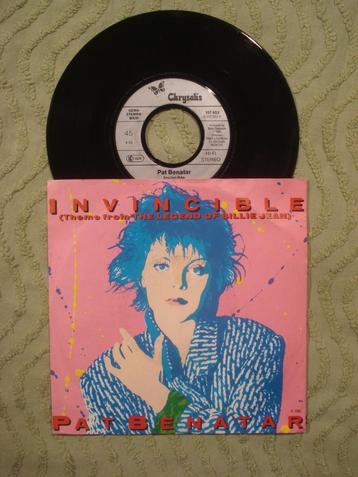 Pat Benatar 7" Vinyl Single: ‘Invincible’ (Duitsland) beschikbaar voor biedingen