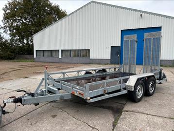 Nette Atec 3500kg machinetransporter  beschikbaar voor biedingen