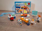PLAYMOBIL City Life Scheikundelokaal - 9456, Ophalen of Verzenden, Zo goed als nieuw