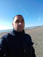 Gezelschap gezocht. (Geen mannen), Contacten en Berichten