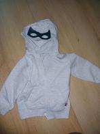 Leuk grijs vest met masker - Maat 74, Kinderen en Baby's, Babykleding | Overige, Ophalen of Verzenden, Zo goed als nieuw, Noppies