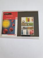 2410 postzegelmapje 182, Postzegels en Munten, Postzegels | Nederland, Verzenden