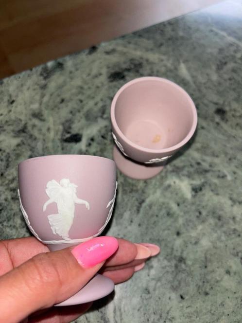 Zeldzame kleur Wedgwood Jasperware eierdopjes, Antiek en Kunst, Antiek | Servies los, Ophalen