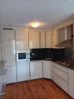 Keuken met volledige apparatuur, alles goed werkend !!, Huis en Inrichting, Keuken | Complete keukens, Ophalen, Gebruikt, Hoekkeuken