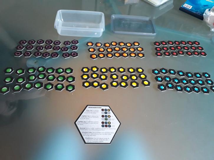 Geniaal verzamelspel zo goed als nieuw, Hobby en Vrije tijd, Gezelschapsspellen | Overige, Zo goed als nieuw, Een of twee spelers