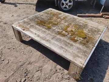 Tuintafel: div. poten mogelijk, antiek blad buiten of binnen beschikbaar voor biedingen