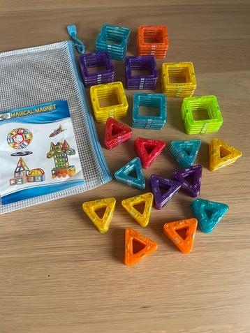 Magnetische bouwstenen 100 stuks (klein formaat) beschikbaar voor biedingen