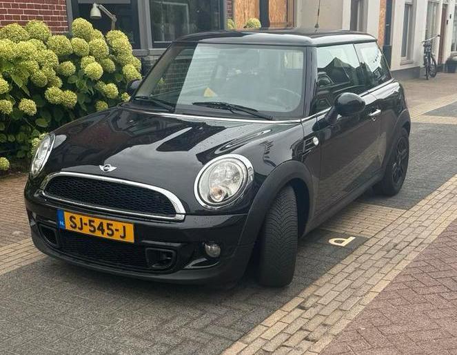 Mini mini 1.6 ONE 2011 Zwart, Auto's, Mini, Particulier, Airconditioning, Centrale vergrendeling, Elektrische buitenspiegels, Elektrische ramen