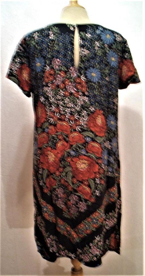 Mooi soepel vallend zwart print jurkje! M, Kleding | Dames, Jurken, Zo goed als nieuw, Maat 38/40 (M), Overige kleuren, Knielengte