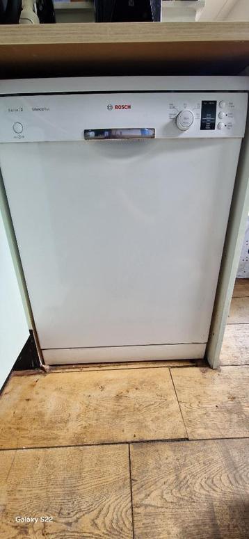 Bosch Vaatwasmachine vanaf eerste week september beschikbaar voor biedingen