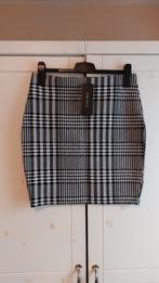 Amisu New Yorker ruit rokje
maat 42, Kleding | Dames, Overige kleuren, Maat 42/44 (L), Nieuw, Ophalen of Verzenden