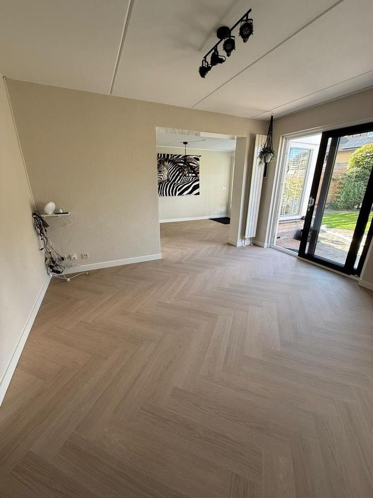 Vloerenspecialist direct beschikbaar! PVC, LAMINAAT, TRAP, Diensten en Vakmensen, Vloerleggers en Parketteurs, Houten vloeren