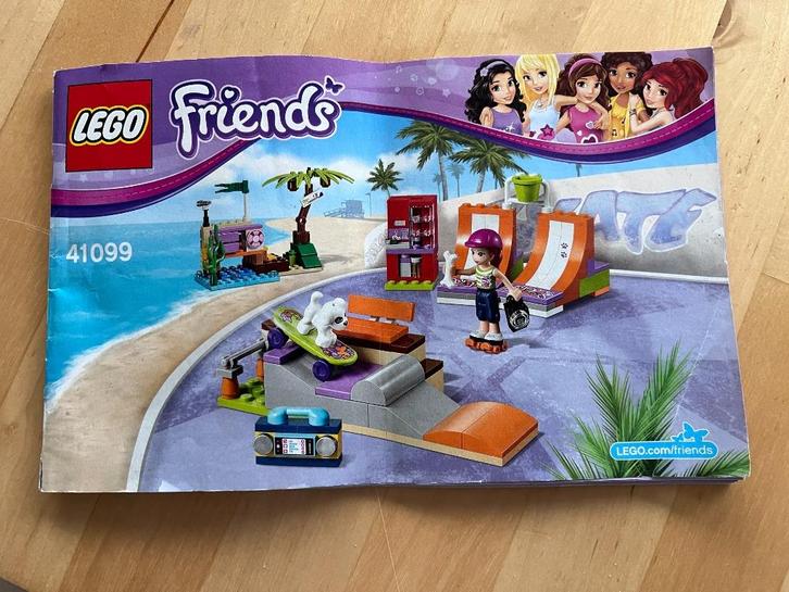 LEGO Friends Heartlake Skate Park 41099, Kinderen en Baby's, Speelgoed | Duplo en Lego, Zo goed als nieuw, Lego, Complete set