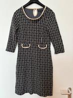 Vintage jurk, Ophalen of Verzenden, Zo goed als nieuw, Maat 38/40 (M), Onder de knie