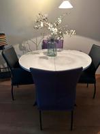 Uitschuifbare lichtgrijs/beige eettafel zwarte poot., Huis en Inrichting, Tafels | Eettafels, Ophalen, 100 tot 150 cm, Rond, Zo goed als nieuw