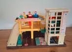 Fischer Price Garage met extra bus en autootjes, Ophalen of Verzenden, Gebruikt, Speelset, Met geluid