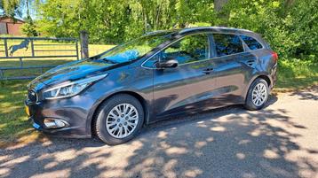 ✅️️ Kia (Pro) Cee d 1.6 GDI Sporty Wagon 2015 Grijs beschikbaar voor biedingen
