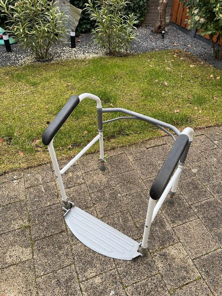 Toiletframe Toilet WC Beugel Sta op Hulp, Diversen, Verpleegmiddelen, Gebruikt, Ophalen