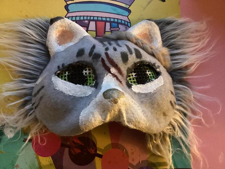 Grijze kat Therian masker, Hobby en Vrije tijd, Kostuums, Theaterbenodigdheden en LARP, Zo goed als nieuw, Overige typen, Ophalen of Verzenden