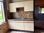 Oud keukenblok met spoelbak, kraan en bovenkastjes, Huis en Inrichting, Ophalen of Verzenden, Gebruikt, Wit, Enkelwandige keuken
