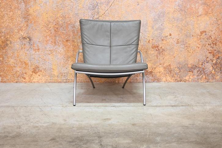 Als NIEUW! grijze leren Harvink Uncle Sam design fauteuil, Huis en Inrichting, Fauteuils, Zo goed als nieuw, Leer, Metaal, 50 tot 75 cm