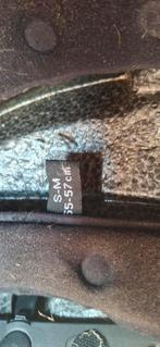 Mooie cap, Dieren en Toebehoren, Paardrijkleding, Ophalen of Verzenden, Zo goed als nieuw, Dressuur, Cap