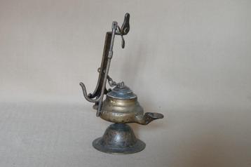 olielamp brons  antiek  tuitlampje beschikbaar voor biedingen