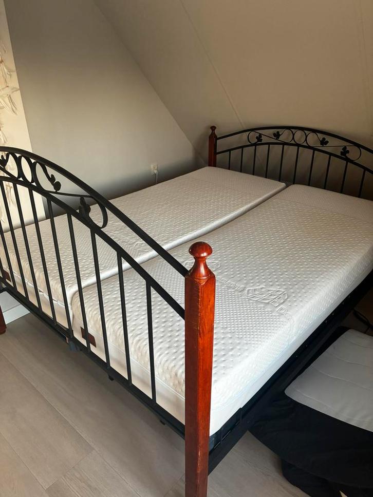 Bed frame tweepersoonsbed incl verstelbare lattenbodem, Huis en Inrichting, Slaapkamer | Matrassen en Bedbodems, Gebruikt, 160 cm