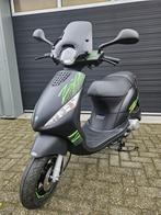 PIAGGIO ZIP 4T E5 BROM BJ 2025 NIEUW COSMO MAT ZWART 52KM!, PIAGGIO, Onbekend, Onbekend