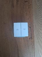 Busch Jaeger Jaloezie / rolluikschakelaar nieuw, Doe-het-zelf en Verbouw, Elektra en Kabels, Ophalen of Verzenden, Nieuw, Schakelaar