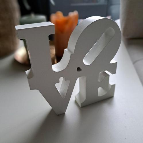 LOVE tekstbordje van hout, popart stijl, Robert Indiana, Huis en Inrichting, Woonaccessoires | Tekstborden en Spreuken, Zo goed als nieuw