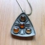 vintage ketting met tinnen modernist hanger R Tenn Sweden, Verzenden, Gebruikt, Overige materialen, Met hanger