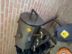 boretti gas bbq met 2 gasflessen hoes en grillplaat, Ophalen, Gebruikt