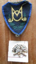 Korps Mobiele Collone stoffen embleem 1955 + metalen embleem, Ophalen of Verzenden, Landmacht, Nederland, Embleem of Badge