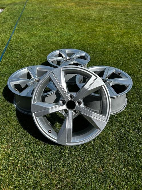 Originele Audi A1 82A 17 inch rotor velgen 5x100, Auto-onderdelen, Banden en Velgen, Velg(en), 17 inch, 215 mm, Nieuw, Ophalen